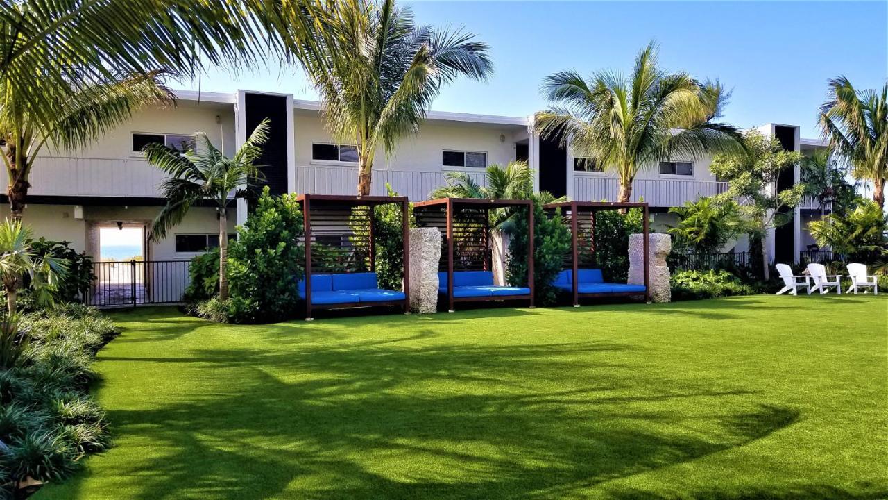 Bali Hai Beachfront Resort&Spa Holmes Beach Exterior foto