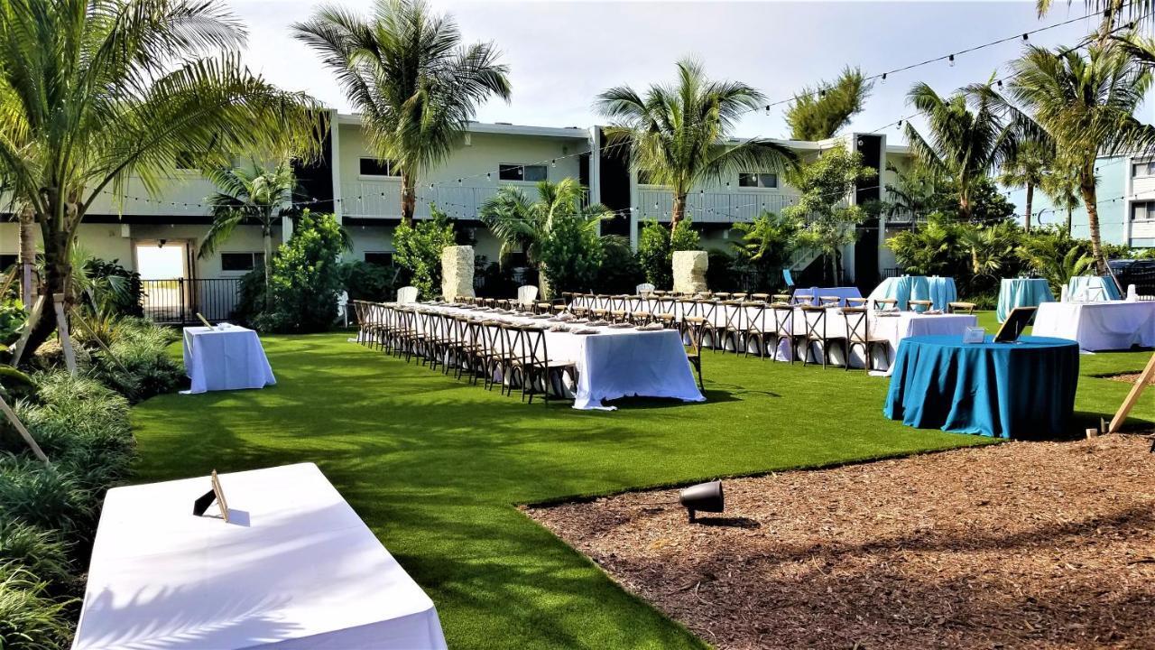 Bali Hai Beachfront Resort&Spa Holmes Beach Exterior foto