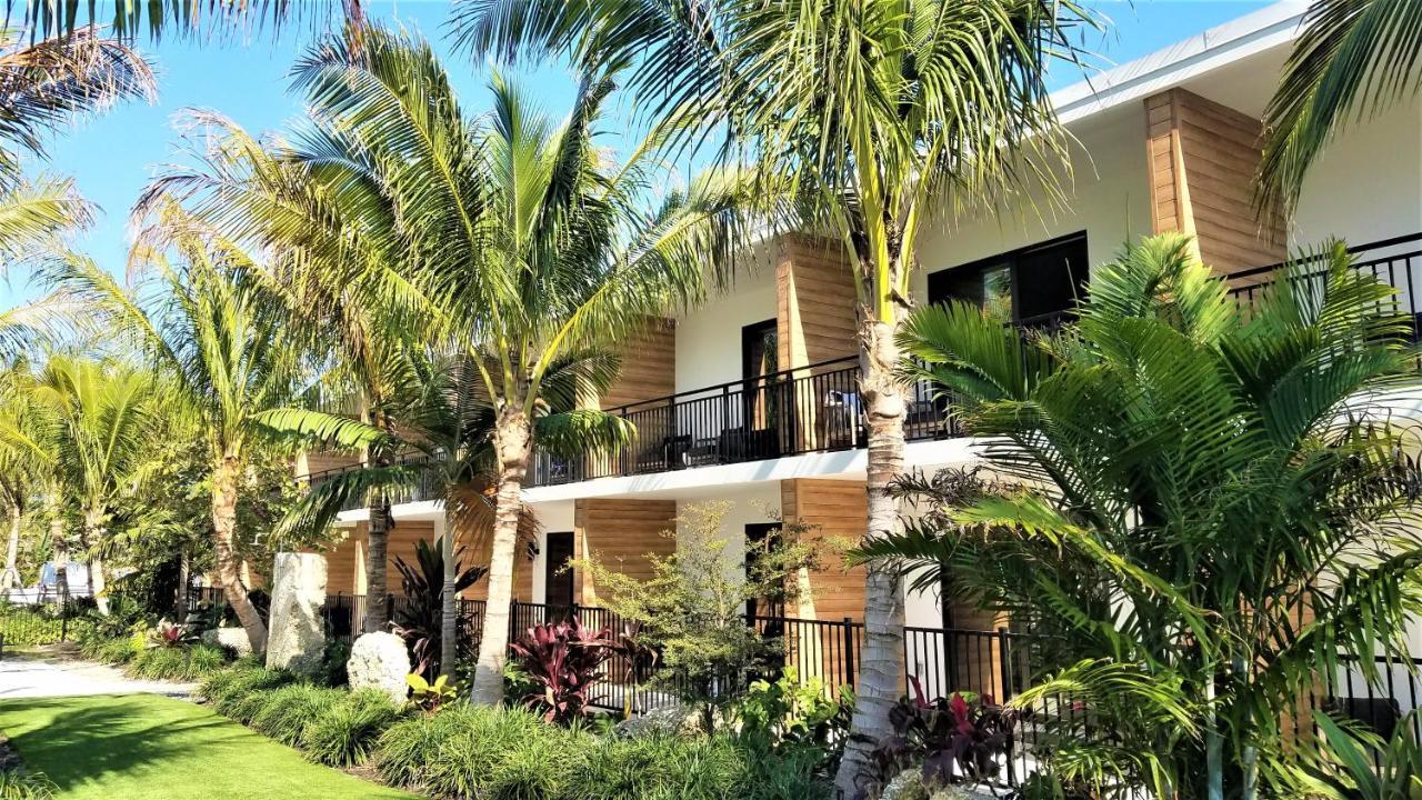 Bali Hai Beachfront Resort&Spa Holmes Beach Exterior foto